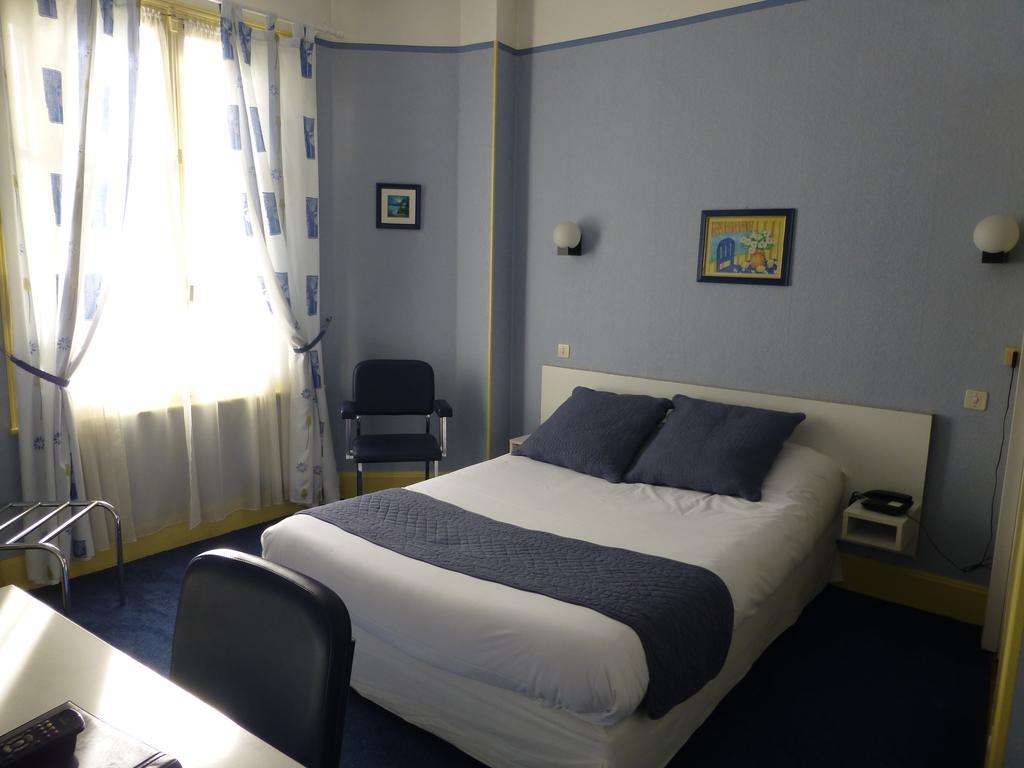 Trianon Hotel Vichy Bilik gambar